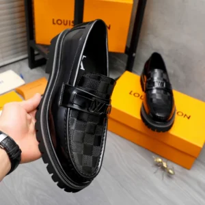 Louis Vuitton Major Loafers Black Leather - LL42