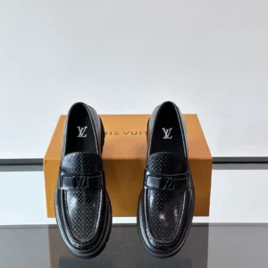 Louis Vuitton Major Loafers Black Leather - LL46