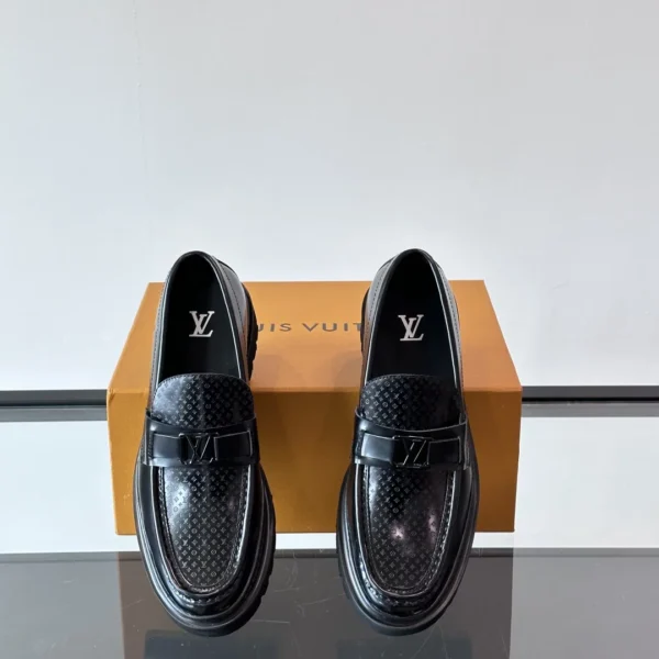 Louis Vuitton Major Loafers Black Leather - LL46