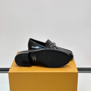 Louis Vuitton Major Loafers In Black - LL50