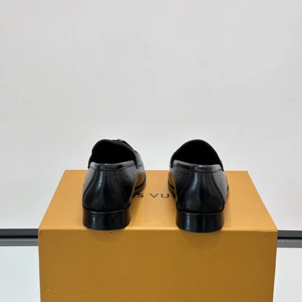 Louis Vuitton Major Loafers In Black - LL52