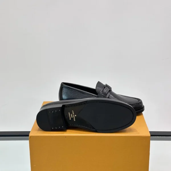 Louis Vuitton Major Loafers In Black - LL52
