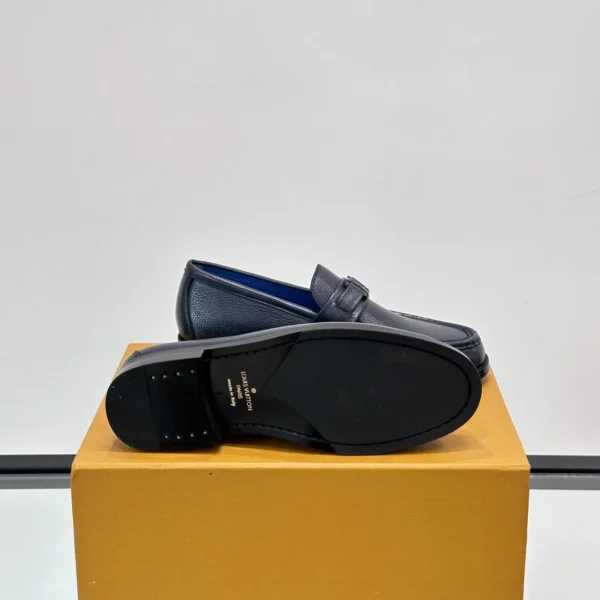 Louis Vuitton Major Loafers In Navy Blue - LL51