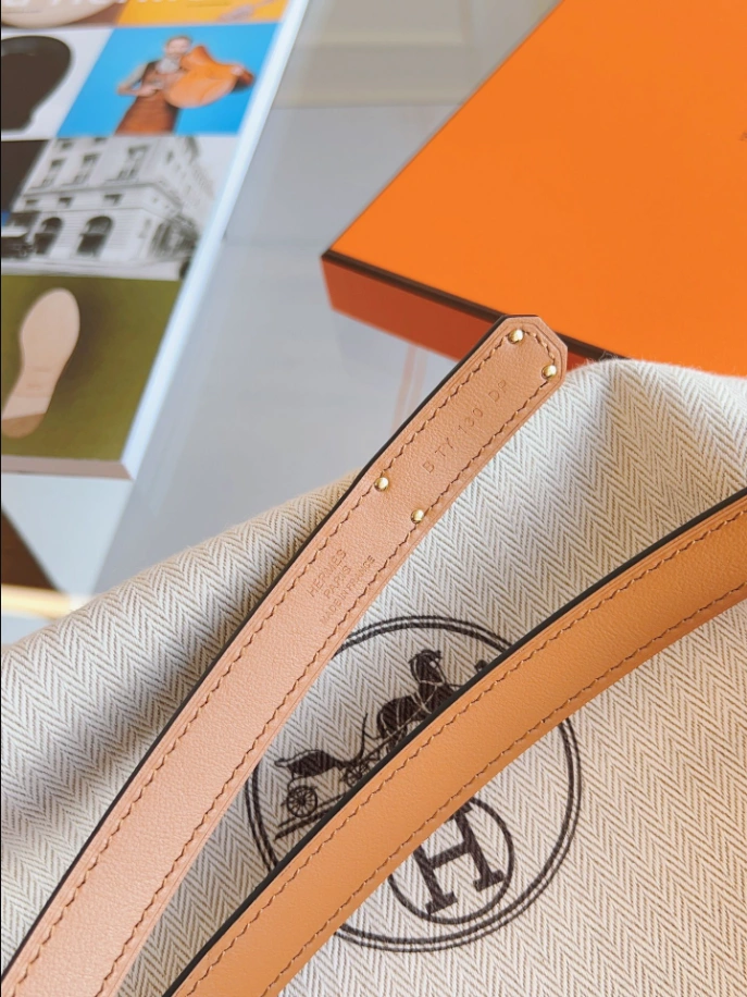 Hermes Kelly 18 Belt - HMB11