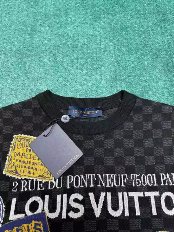 Louis Vuitton Art Printed Damier Cotton T-Shirt - LT134