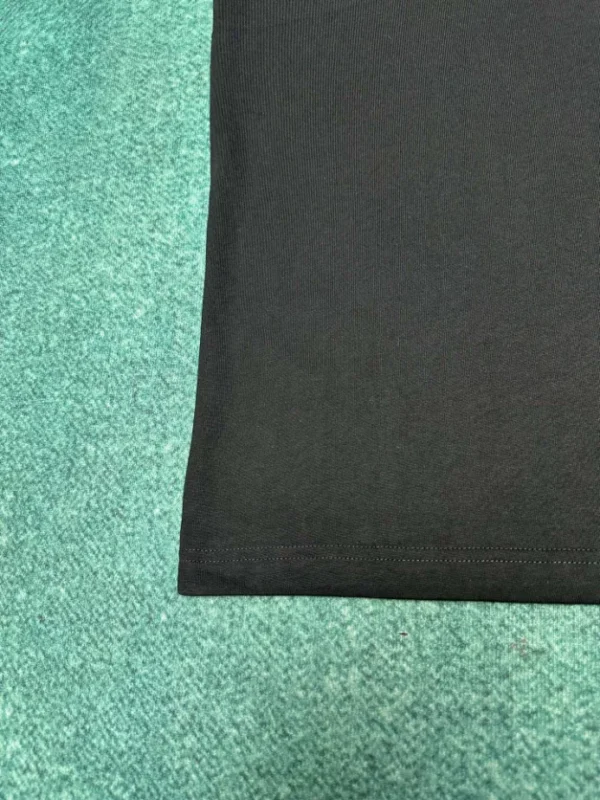 Louis Vuitton Embroidered Signature T-Shirt in Black - LT130