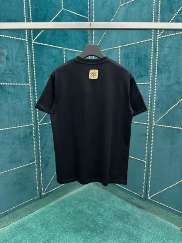 Louis Vuitton Embroidered Signature T-Shirt in Black - LT130