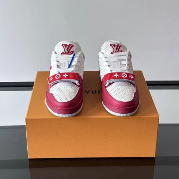 Louis Vuitton Trainer Sneaker In Red - LS310