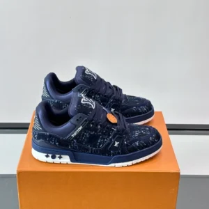 Louis Vuitton Trainer Sneakers In Blue - LS312