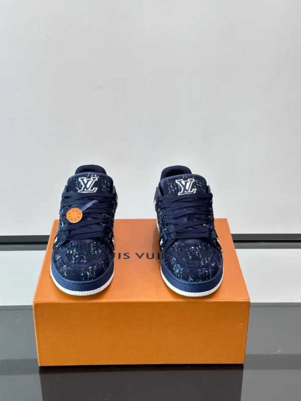 Louis Vuitton Trainer Sneakers In Blue - LS312