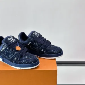 Louis Vuitton Trainer Sneakers In Blue - LS312