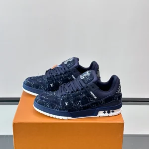 Louis Vuitton Trainer Sneakers In Blue - LS312