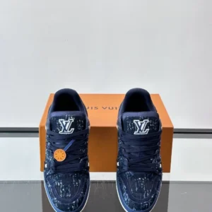 Louis Vuitton Trainer Sneakers In Blue - LS312