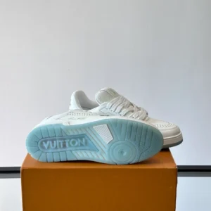 Louis Vuitton Trainer Sneakers - LS313