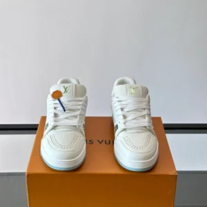 Louis Vuitton Trainer Sneakers - LS313