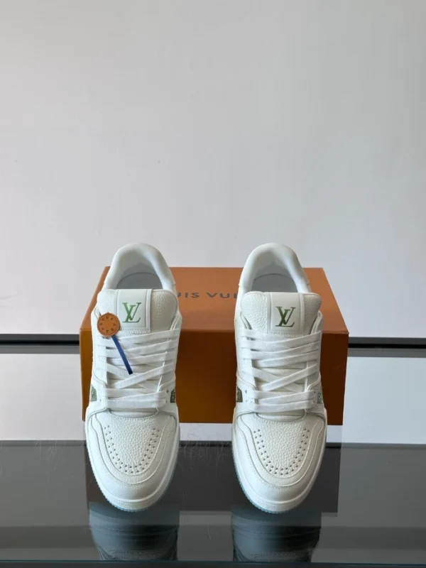 Louis Vuitton Trainer Sneakers - LS313