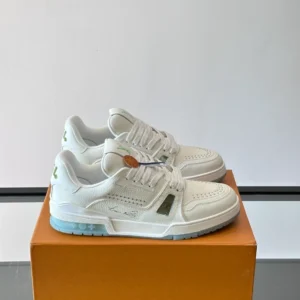 Louis Vuitton Trainer Sneakers - LS313