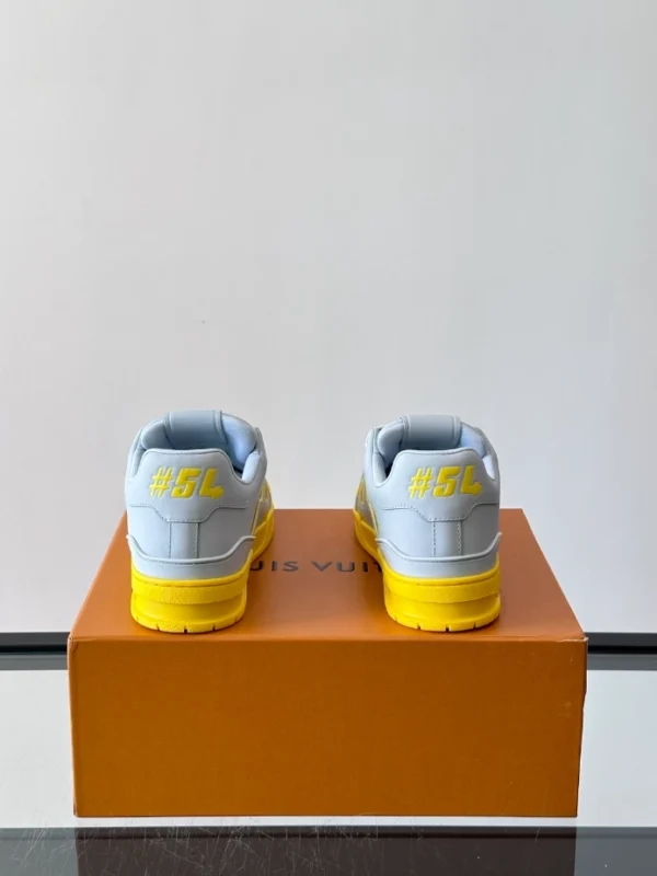 Louis Vuitton Trainer Sneakers - LS316