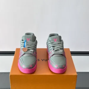 Louis Vuitton Trainer Sneakers - LS317