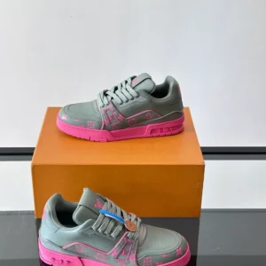 Louis Vuitton Trainer Sneakers - LS317