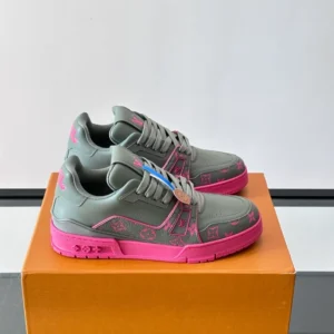 Louis Vuitton Trainer Sneakers - LS317