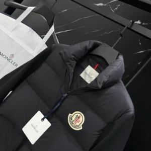 Moncler Down Jacket - MK088