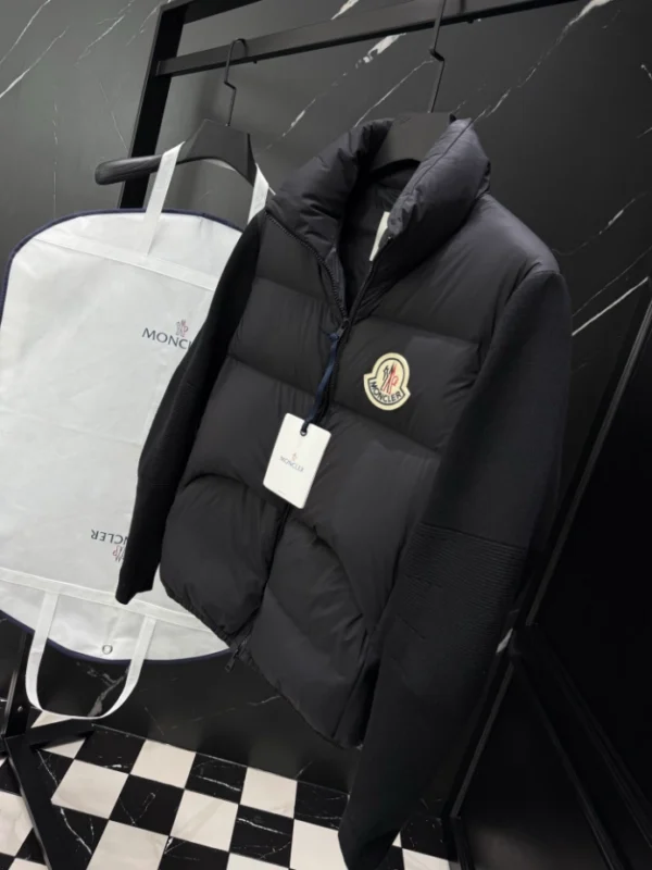 Moncler Down Jacket - MK088