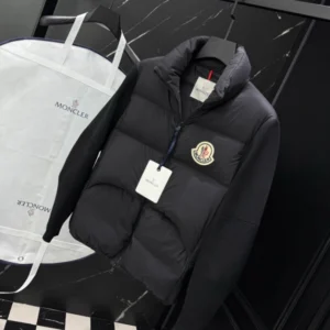 Moncler Down Jacket - MK088