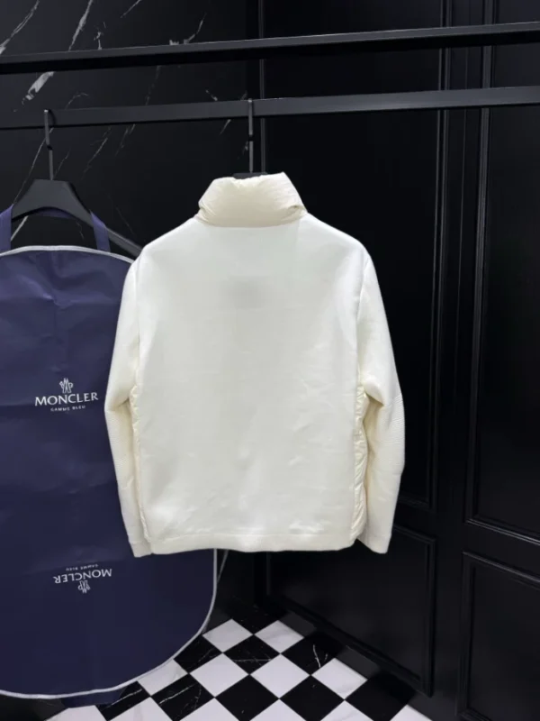 Moncler Down Jacket - MK089