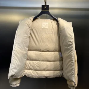 Moncler Jacket - MK092