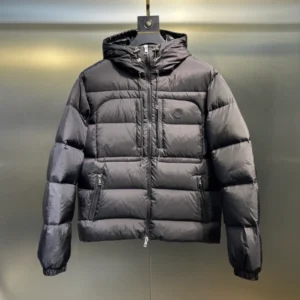 Moncler Jacket - MK093