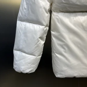 Moncler Jacket - MK094