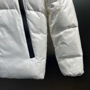 Moncler Jacket - MK094