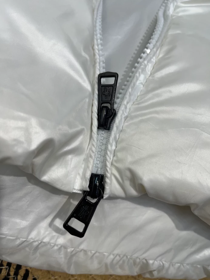 Moncler Jacket - MK094