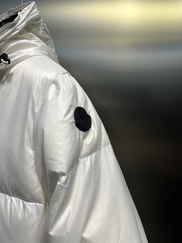 Moncler Jacket - MK094