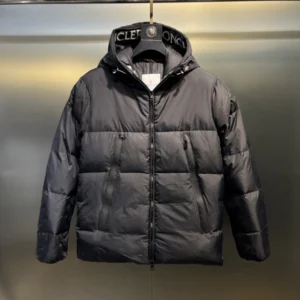 Moncler Jacket - MK095