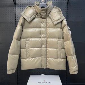 Moncler Jacket - MK096
