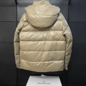 Moncler Jacket - MK096