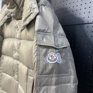 Moncler Jacket - MK096