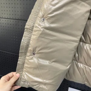 Moncler Jacket - MK096