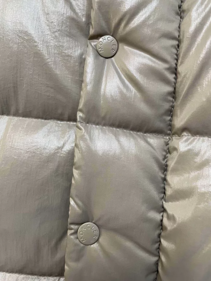 Moncler Jacket - MK096