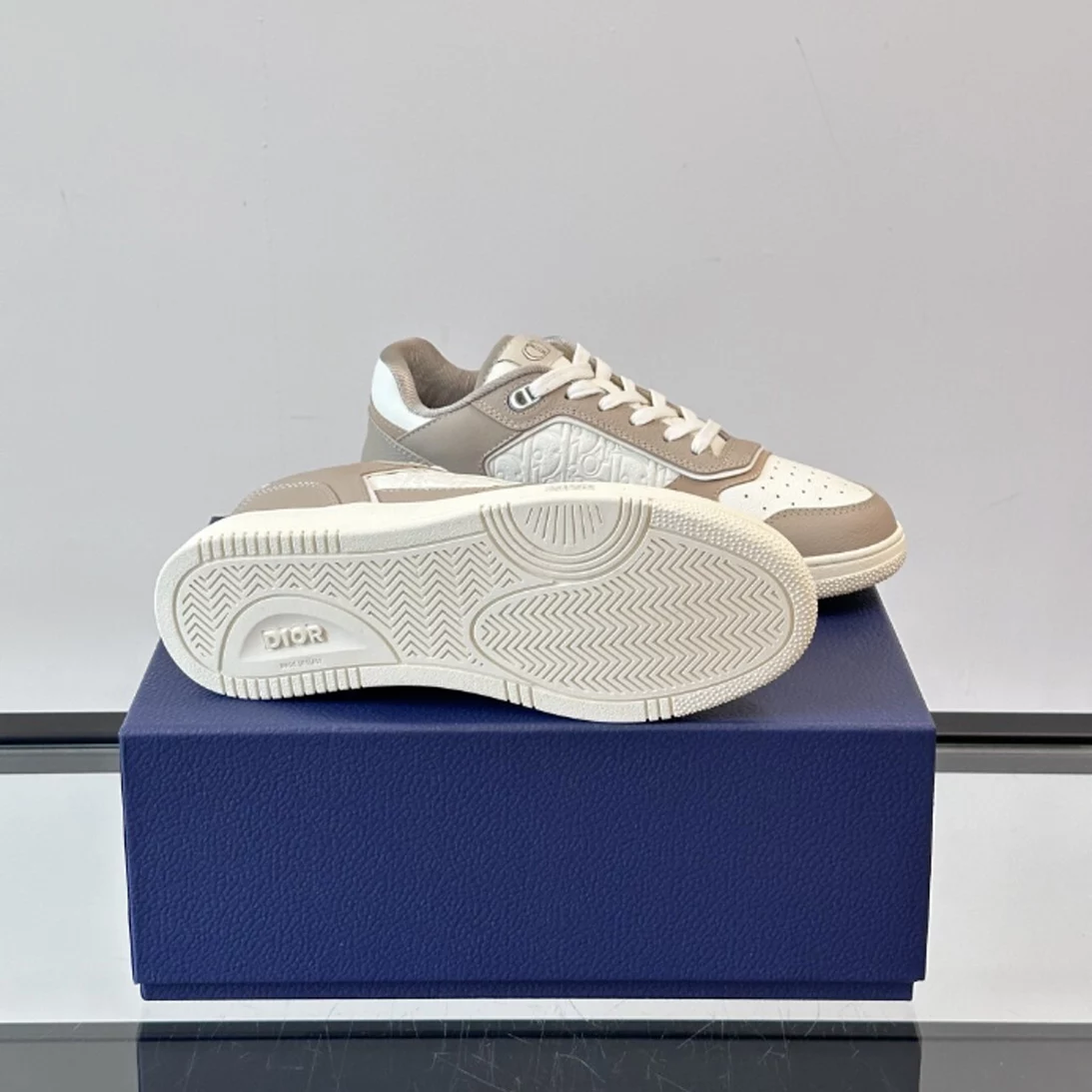 Dior B27 Uptown Low-Top Sneaker - DS177
