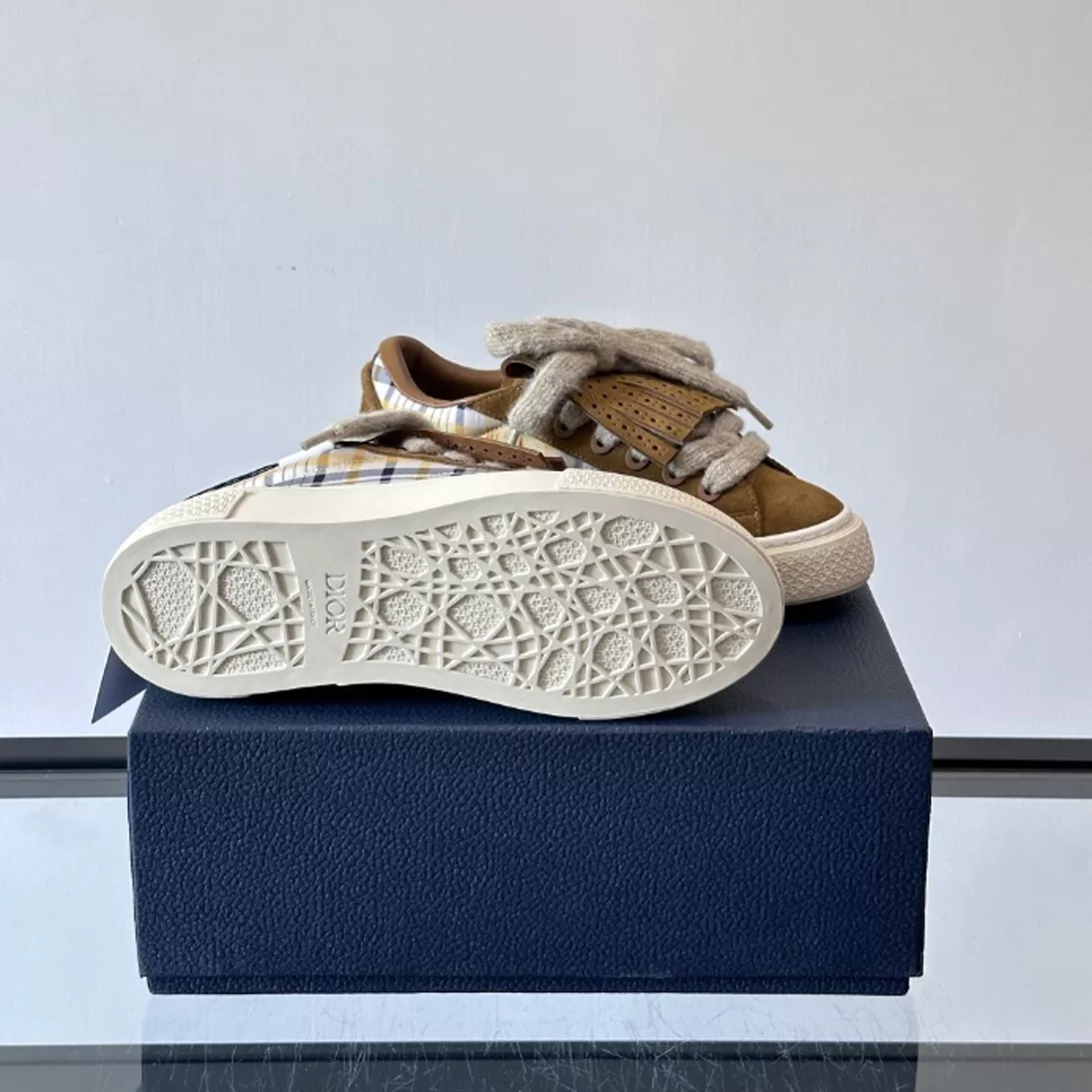 Dior B33 Spin Sneaker - DS166