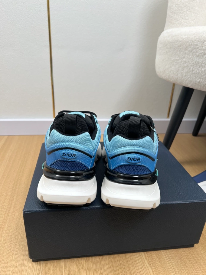 Dior B44 Blade Lewis Hamilton Gradient Blue - DS168