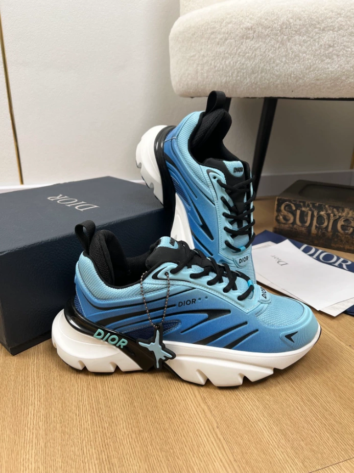 Dior B44 Blade Lewis Hamilton Gradient Blue - DS168