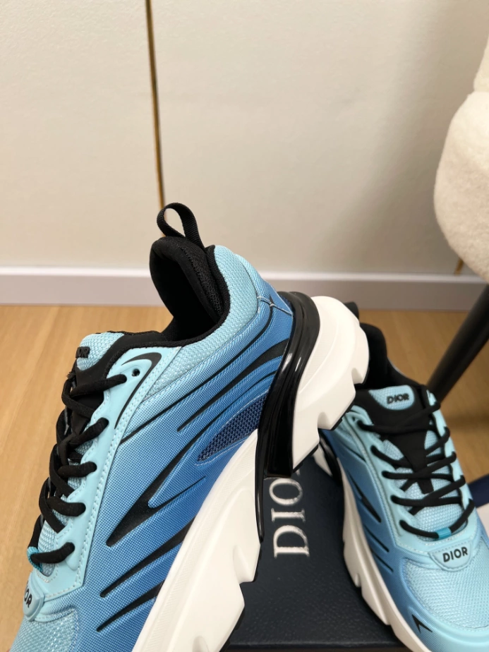 Dior B44 Blade Lewis Hamilton Gradient Blue - DS168