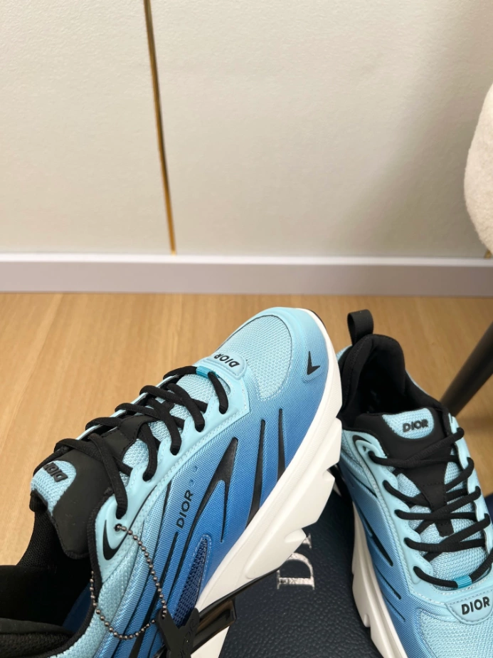 Dior B44 Blade Lewis Hamilton Gradient Blue - DS168