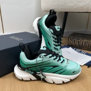 Dior B44 Blade Lewis Hamilton Gradient Green - DS169