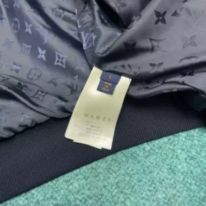 Louis Vuitton Leather Patch Fleece Blouson - LK57