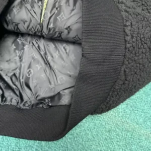 Louis Vuitton Leather Patch Fleece Blouson - LK59